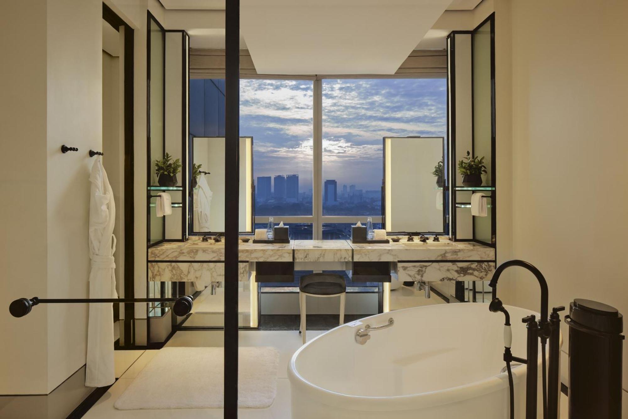 Hotel Keraton At The Plaza, Part Of The Unbound Collection By Hyatt Jakarta Exterior foto